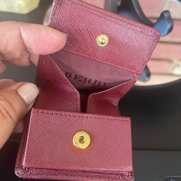 🔥 Authenticated 🔥Used 🔥Burberry 🔥BURBERRY coin case wallet nylon /leather🔥 - Picture 4 of 5